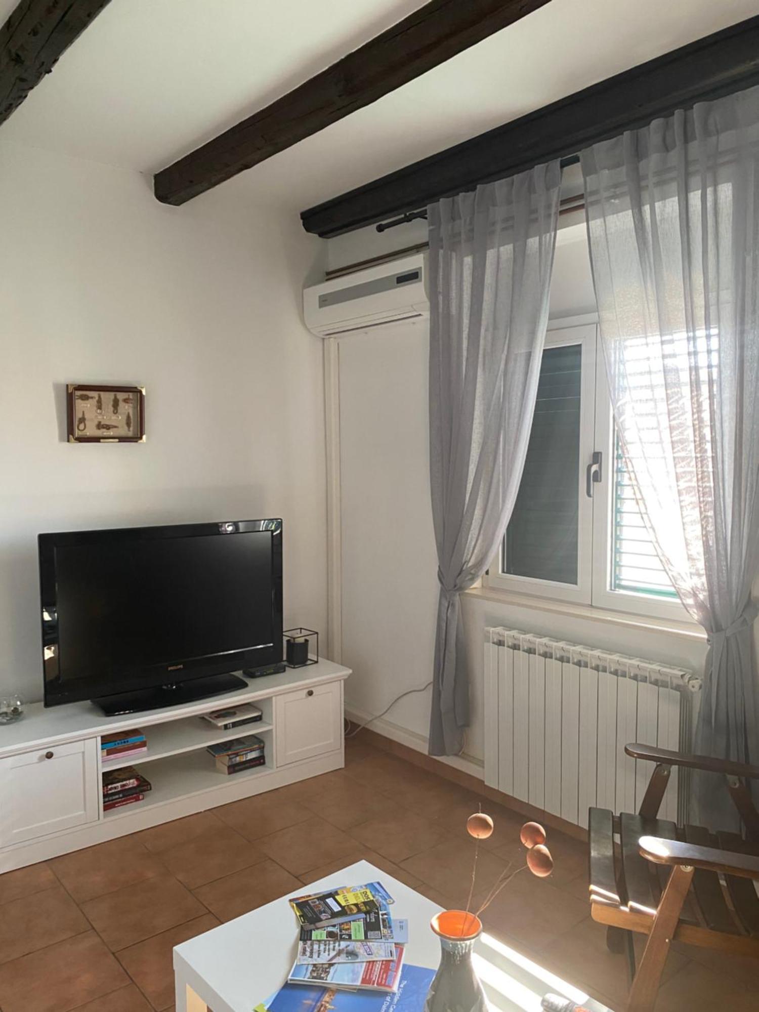 Apartments Jelusic Pirovac Exterior photo
